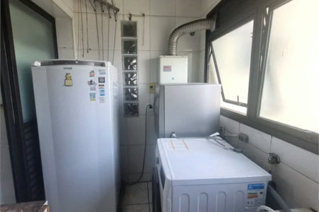Apartamento à venda com 3 quartos, sendo 1 suíte, em Jardim Londrina, São Paulo, SP