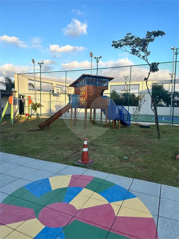 Apartamento à venda no bairro Vila Regente Feijó com 165 m² de área útil construída, com 3 dormitórios, sendo 3 suítes,Mobiliado com 3 Suítes 3 Vagas no Araribá Home Resort