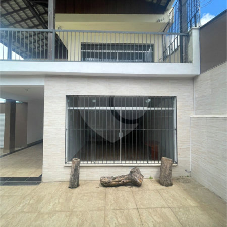 Sobrado à venda com 3 quartos, sendo 2 suítes,  em Vila Oliveira, Mogi das Cruzes, SP