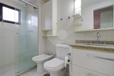 Apartamento para alugar com 3 quartos, sendo 1 suíte, em Chácara Santo Antônio, São Paulo, SP
