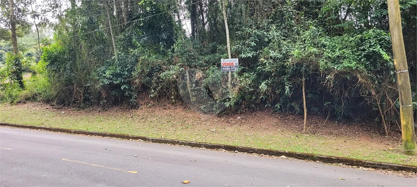 Terreno à venda no condomínio Alpes da Cantareira, Mairiporã - SP