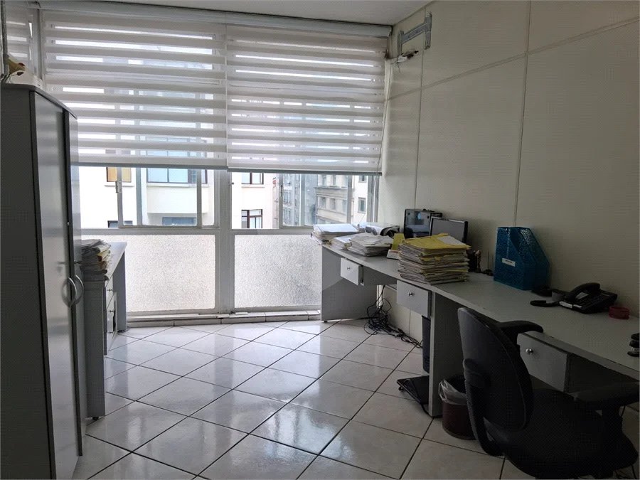 Sala comercial no centro de São Paulo