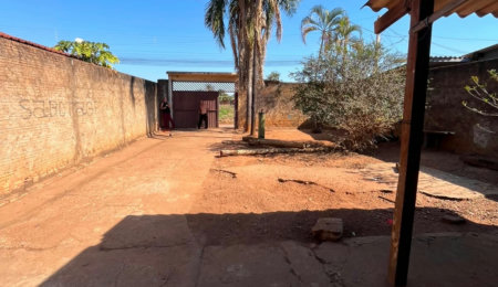 Casa à venda com 2 quartos em Vila Guanabara, Três Lagoas, MS