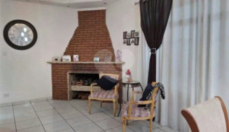 Casa à venda com 3 quartos, sendo 2 suítes,  em Jardim Paulista, Atibaia, SP