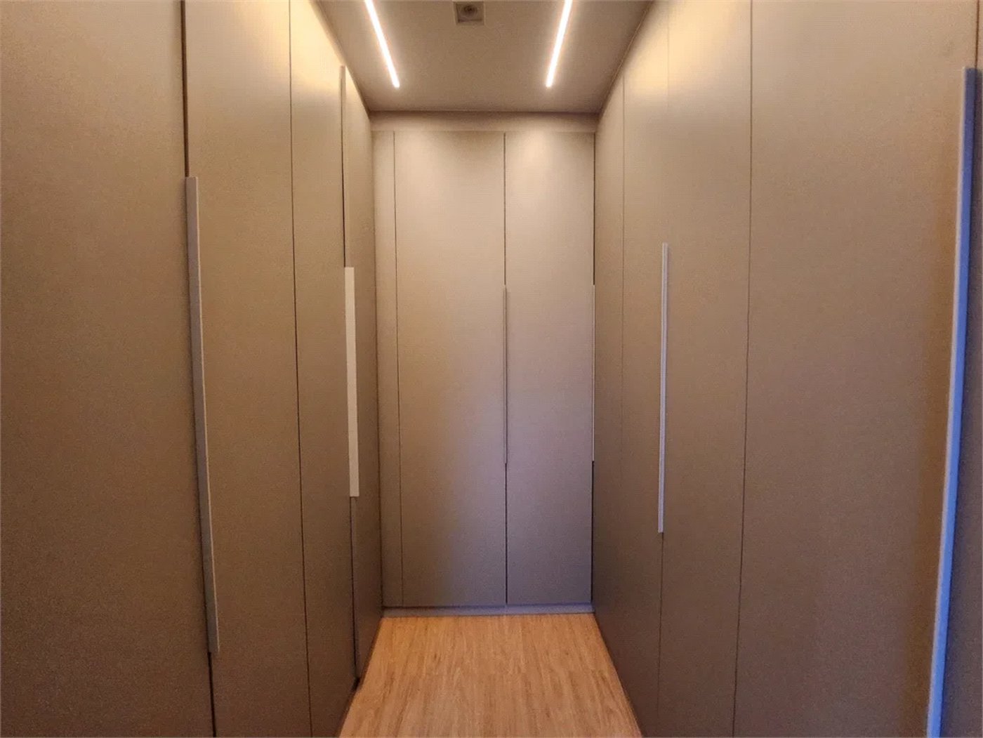 Apartamento à venda com 4 suítes em Jardim das Acácias, São Paulo, SP