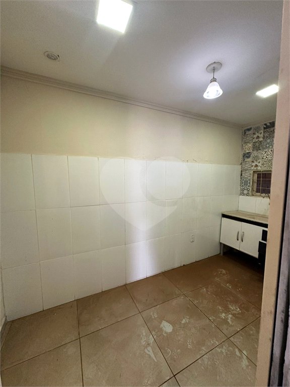 Sobrado à venda ou para alugar com 4 quartos, sendo 2 suítes, em Vila Lacíria, Ponta Porã, MS