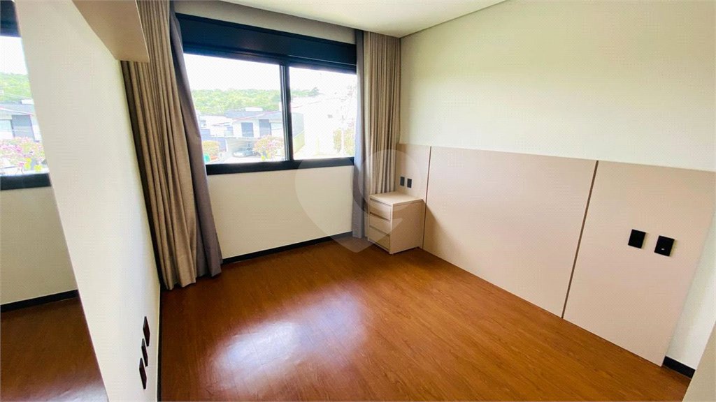 Casa à venda com 3 suítes no condomínio Euroville II, Bragança Paulista - SP