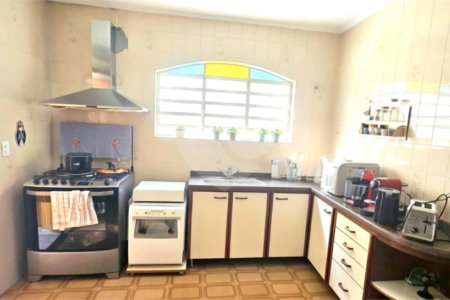 Casa à venda com 3 quartos, sendo 1 suíte,  em Jardim Ester Yolanda, São Paulo, SP