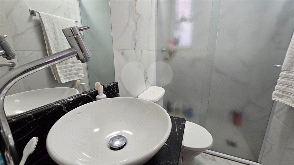 Apartamento à venda com 3 quartos, sendo 1 suíte, em Jardim Íris, São Paulo, SP
