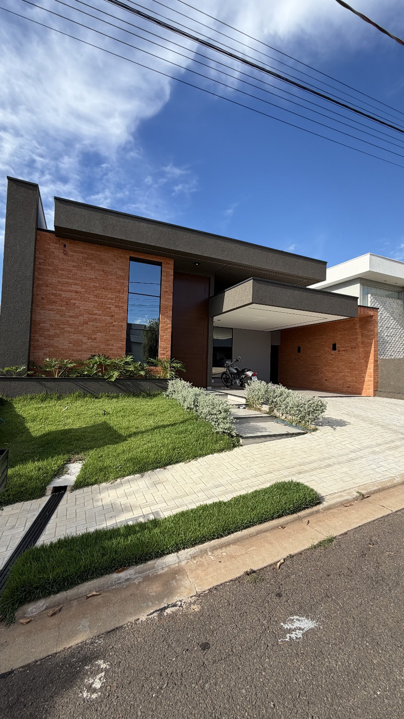 Casa à venda com 3 suítes no condomínio Porto Bello Residence & Resort, Presidente Prudente - SP