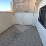 Sobrado à venda com 4 quartos, sendo 1 suíte,  em Jardim Ester Yolanda, São Paulo, SP