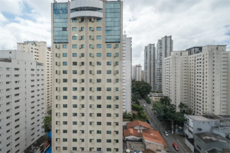 Cobertura à venda com 4 quartos, sendo 2 suítes, em Moema, São Paulo, SP