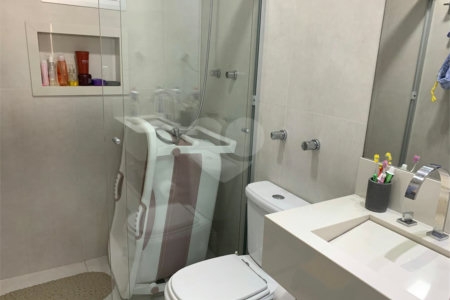 Apartamento à venda com 3 quartos em Moema, São Paulo, SP