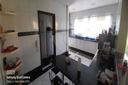 Casa à venda com 4 suítes no condomínio Residencial Vale das Laranjeiras, Indaiatuba - SP