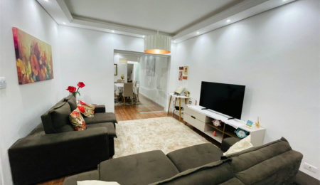 Casa à venda com 4 quartos, sendo 1 suíte,  em Jardim Stella, Santo André, SP