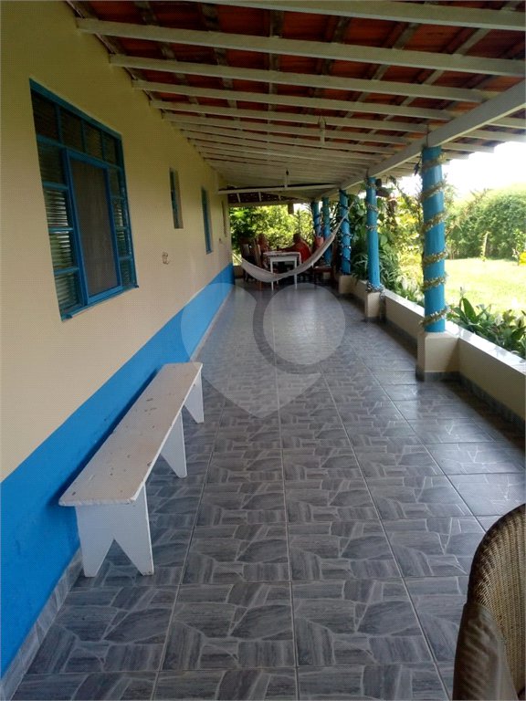 Chácara à venda com 5 quartos, sendo 2 suítes,  no Centro, Sarapuí, SP