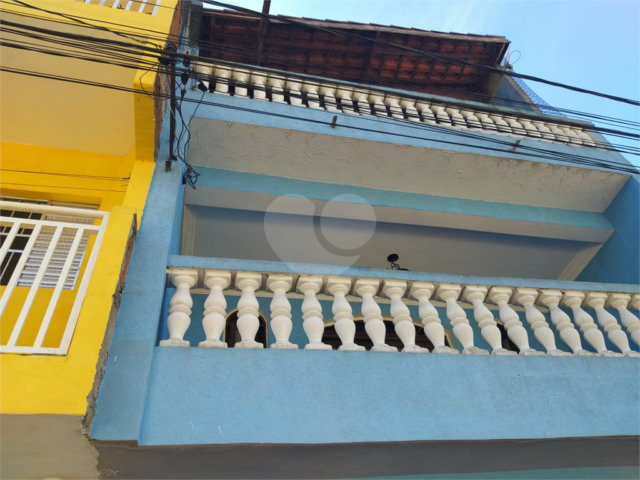 Sobrado à venda com 3 quartos, sendo 1 suíte,  em Tremembé, São Paulo, SP