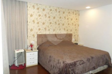 Apartamento à venda com 4 quartos, sendo 2 suítes, em Jardim Londrina, São Paulo, SP