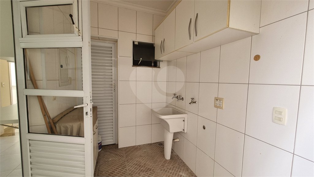 Casa à venda ou para alugar com 3 quartos, sendo 1 suíte,  no condomínio Residencial Villa dos Inglezes, Sorocaba - SP