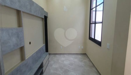 Casa à venda com 3 quartos, sendo 1 suíte, no condomínio Vila Paraty, Indaiatuba - SP