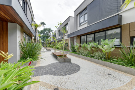 Casa à venda com 4 suítes no condomínio Venezia, São Paulo - SP