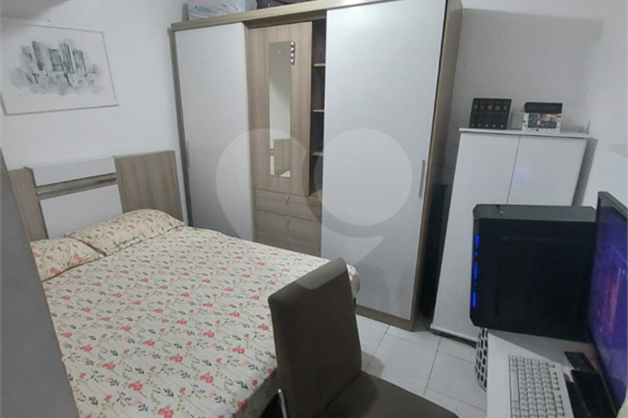 Sobrado à venda com 8 quartos no Brasilândia, São Paulo, SP