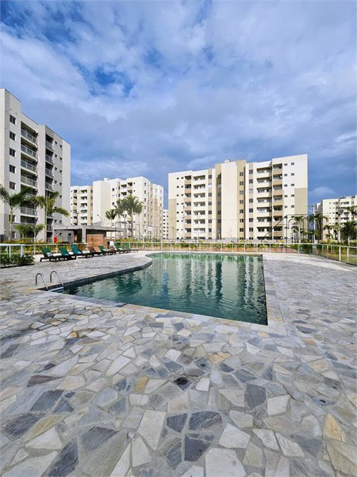 Apartamento para alugar com 2 quartos, sendo 1 suíte, em Nova São Pedro, São Pedro da Aldeia, RJ