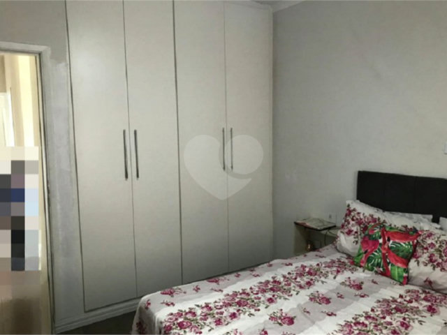 Sobrado à venda com 3 quartos em Parque Novo Mundo, São Paulo, SP