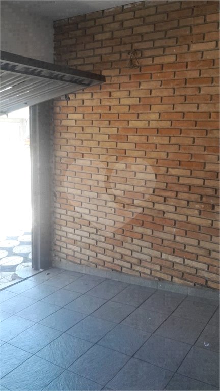 Casa à venda ou para alugar com 4 quartos, sendo 1 suíte, em Vila Carvalho, Sorocaba, SP