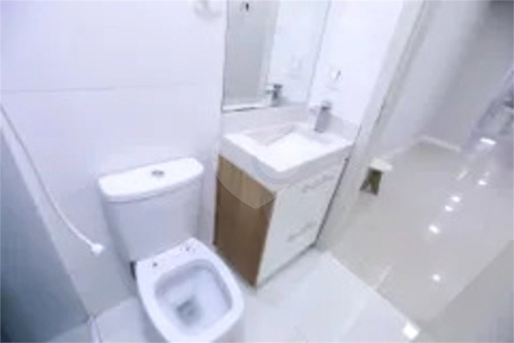 Casa à venda com 3 suítes em Jardim Santo Elias, São Paulo, SP