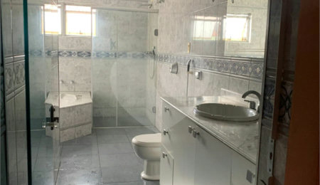 Sobrado à venda com 3 quartos, sendo 1 suíte,  em Vila Maria, São Paulo, SP