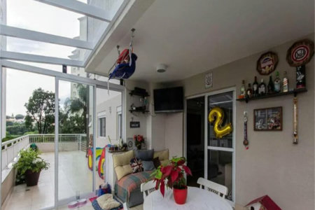 Apartamento à venda com 3 quartos, sendo 1 suíte,  em Jardim Vazani, São Paulo, SP
