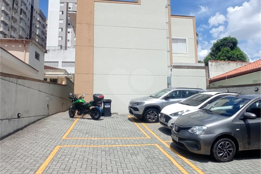 Casa à venda com 2 suítes no condomínio Residencial Pavoni I, São Paulo - SP