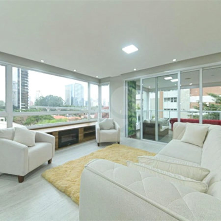 Apartamento à venda ou para alugar com 3 suítes em Cidade Monções, São Paulo, SP