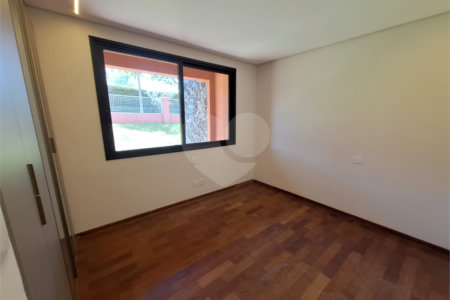 Casa para alugar com 5 quartos, sendo 3 suítes,  no condomínio Chacara Santa Maria, Votorantim - SP