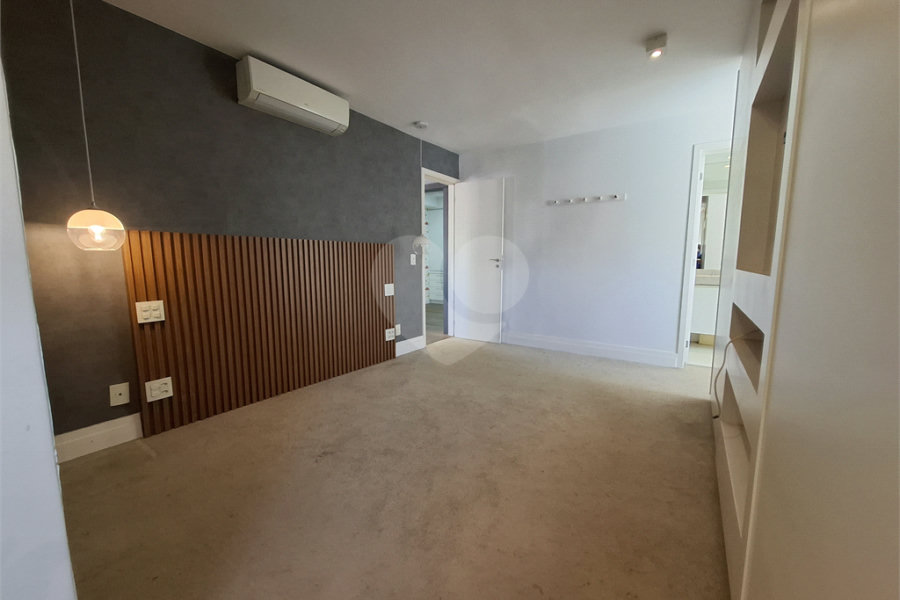 Apartamento à venda com 3 suítes em Lapa, São Paulo, SP