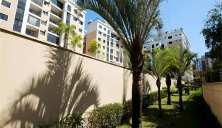 Apartamento à venda com 3 quartos, sendo 1 suíte,  em Cidade São Francisco, São Paulo, SP