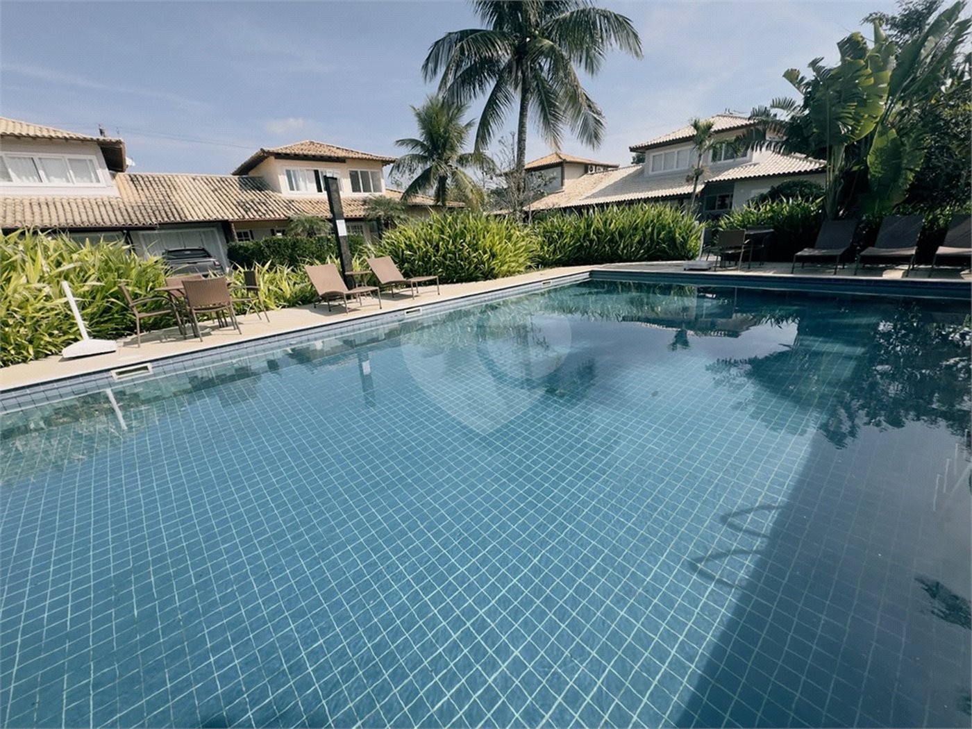 Casa em condomínio à venda com 4 quartos, sendo 3 suítes, em Manguinhos, Armação dos Búzios, RJ