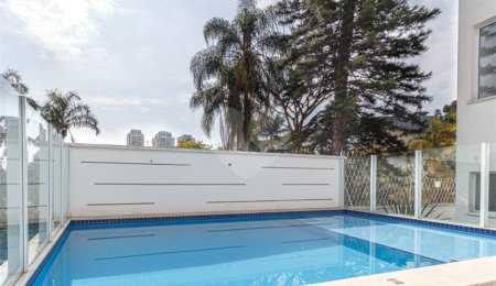 Casa à venda com 4 suítes no condomínio Villagio Quadrifolio, São Paulo - SP