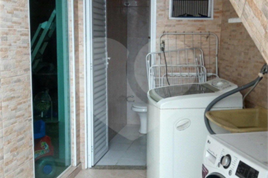 Excelente Sobrado na Cidade Lider - Casa - vendo