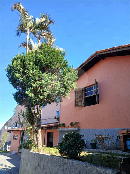 Casa Térrea à venda com 3 quartos, sendo 1 suíte, em Vila Pomar, Mogi das Cruzes, SP