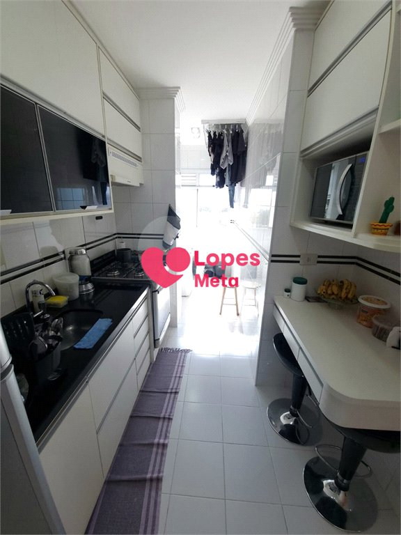 Apartamento à venda com 3 quartos, sendo 1 suíte, em Jardim das Indústrias, São José dos Campos, SP