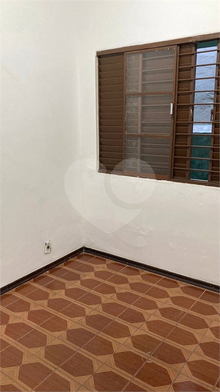Casa Térrea à venda com 5 quartos, sendo 2 suítes, em Vila Trujillo, Sorocaba, SP