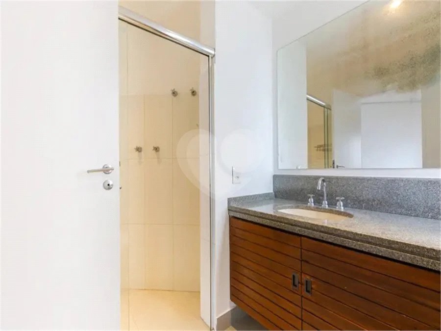 Apartamento à venda ou para alugar com 3 suítes em Real Parque, São Paulo, SP