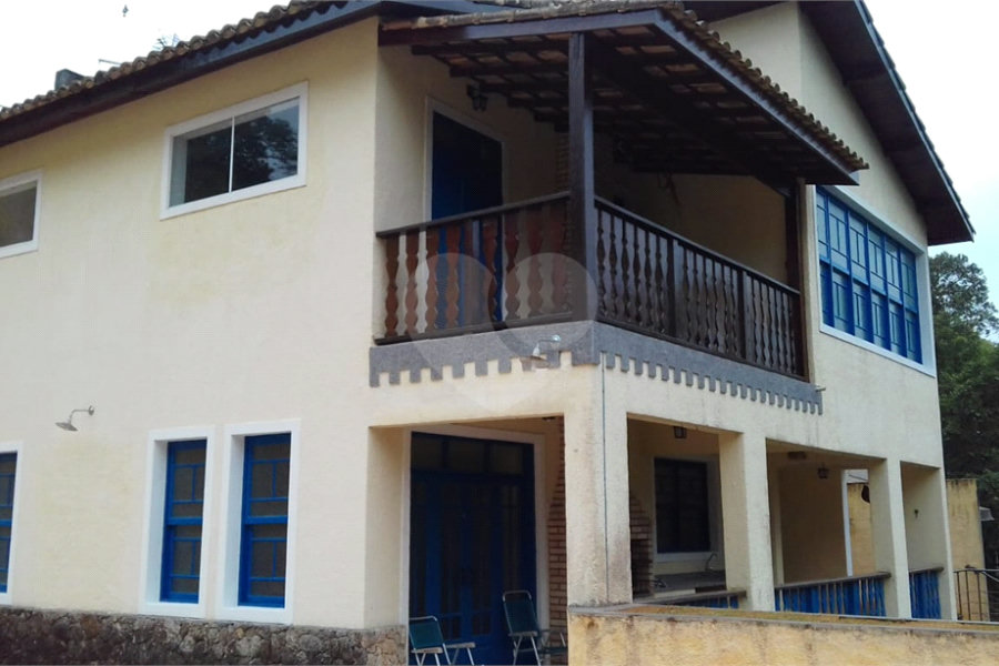 Casa à venda ou para alugar com 3 suítes no condomínio Parque Imperial da Cantareira, Mairiporã - SP