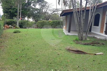 Casa à venda com 3 quartos, sendo 1 suíte, em Vila Santista, Atibaia, SP