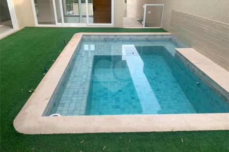 Casa à venda com 3 suítes no condomínio Quadra Real, Atibaia - SP