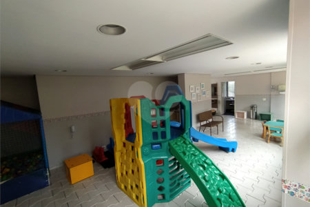 Apartamento de 145m2 com varanda gourmet 3 dormitórios e 2 vagas à venda na Chácara Klabin