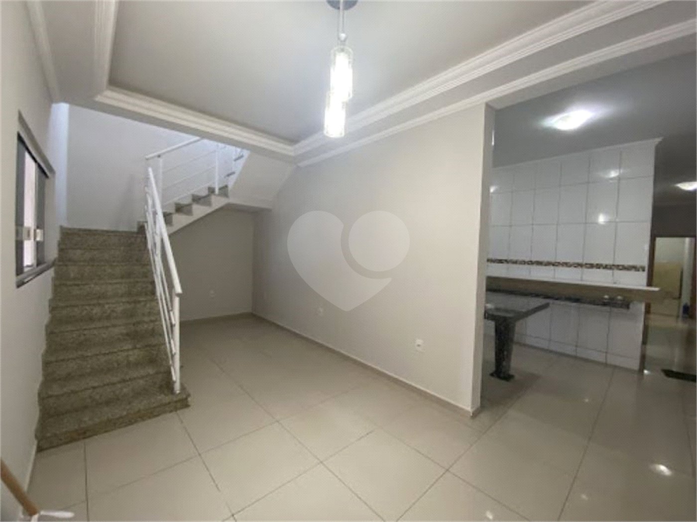 Casa à venda com 4 quartos, sendo 2 suítes,  em Jardim Santa Marta III, Salto, SP