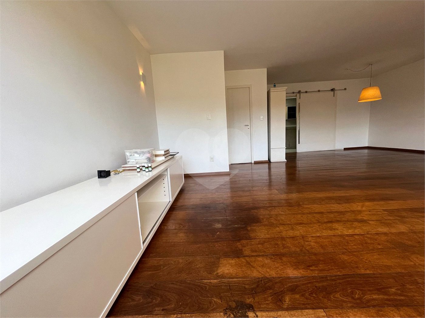 Apartamento à venda com 3 quartos, sendo 1 suíte, em Tremembé, São Paulo, SP
